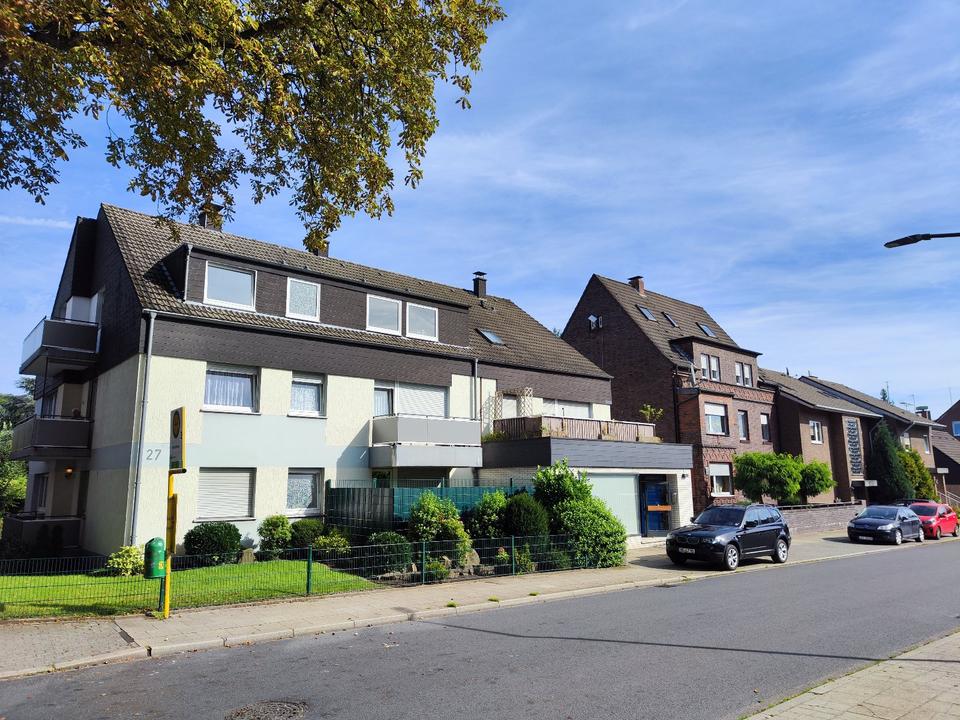 Thumbnail-3,5‑Zimmer‑Wohnung in ruhigem Haus – saniertes Bad – Stellplatz