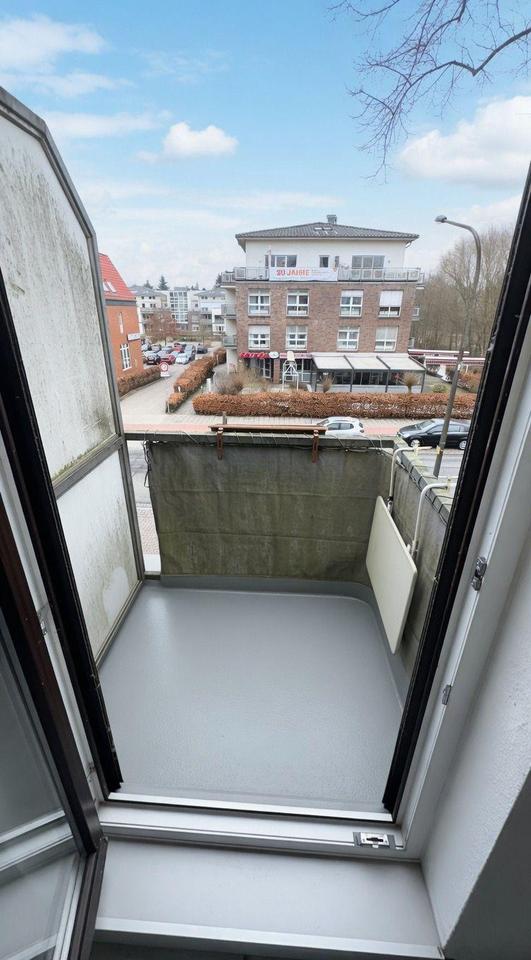 Thumbnail-2 Zimmer-Wohnung, Dachgeschoss, Balkon, ab 01.07.2026, H-4