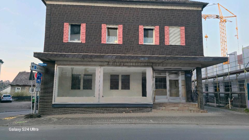 Thumbnail-Gewebefläche Räume 120qm zu vermieten