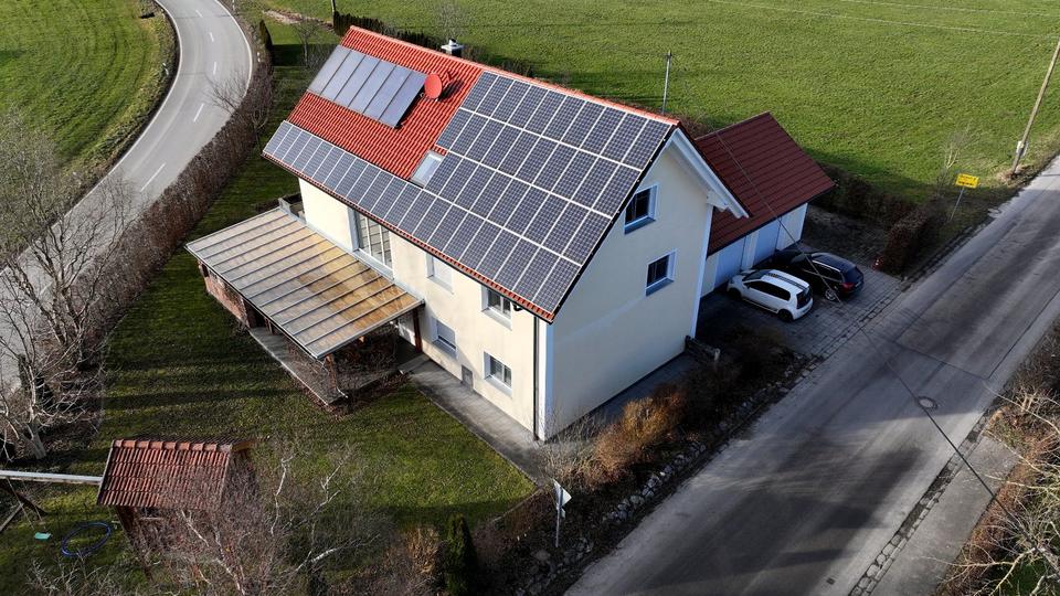 Thumbnail-Einfamilienhaus mit Galerie & großem Grundstück