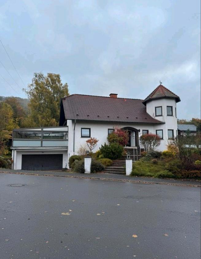 Thumbnail-Mietwohnung 77m² 3ZKB in Homburg Schwarzenbach mit Turmzimmer