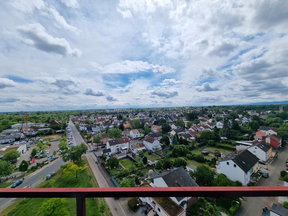 Thumbnail-LU-Gartenstadt *attraktive ETW* mit traumhaftem Fernblick..!
