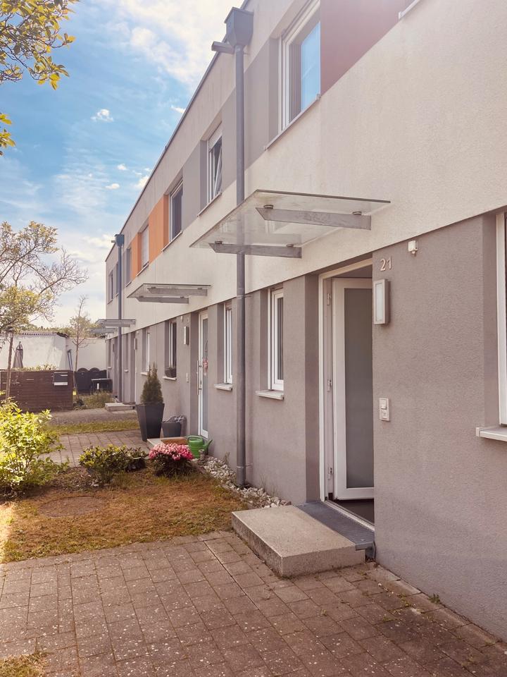 Thumbnail-Reiheneckhaus (108 m², BJ 2012, A+) - von privat - Nürnberg-West