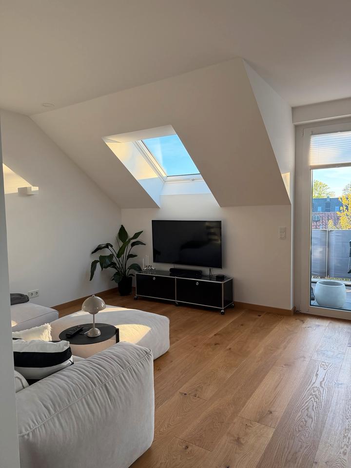 Thumbnail-2,5 Zimmer Wohnung im 2. OG mit Balkon in Isernhagen HB