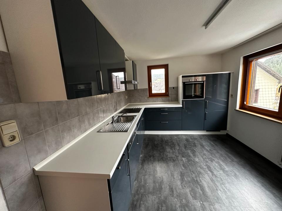 Thumbnail-4-Zimmerwohnung zu vermieten