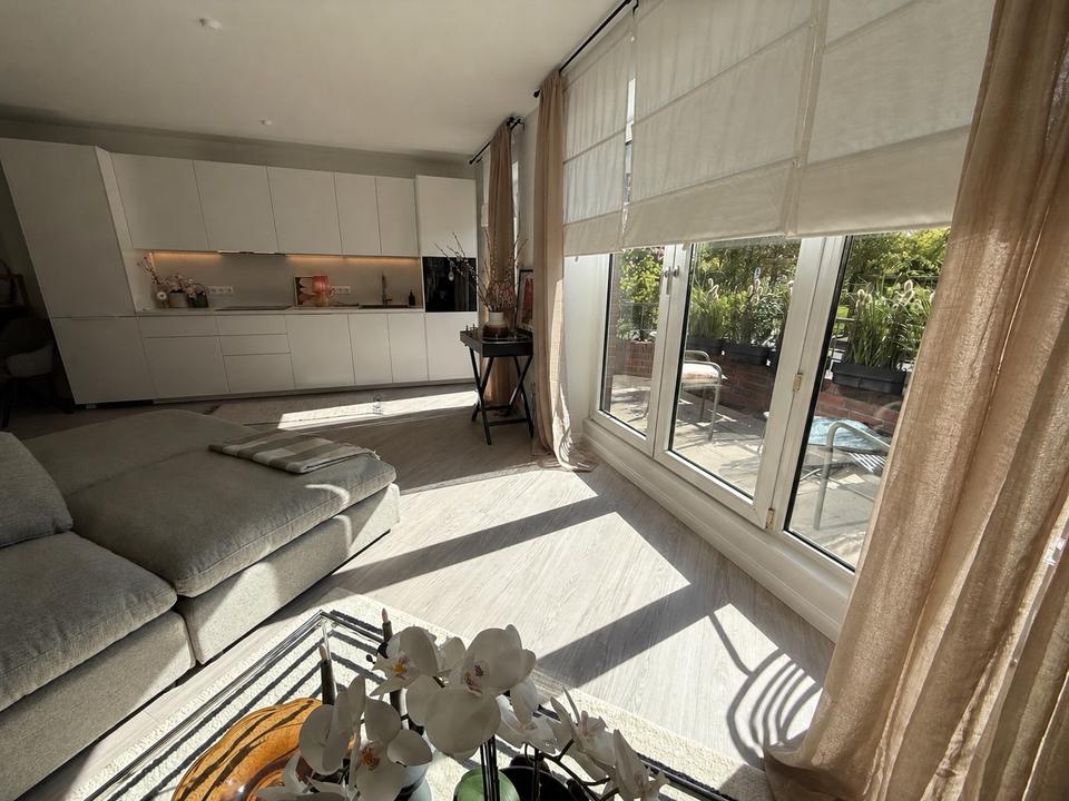Thumbnail-Schickes Appartement in Cux-Döse, 3 Zi. EG m. TG und Terrasse
