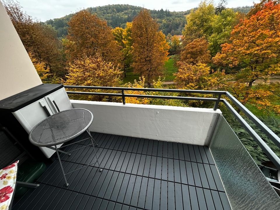 Thumbnail-Helle möblierte 2-Zi.-Whg m. Balkon&Stellplatz in zentraler Lage