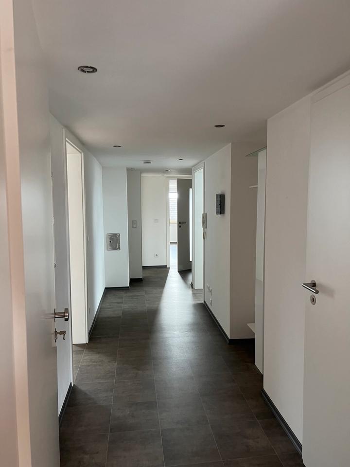 Thumbnail-Freundlich 60qm DG-Wohnung in SchwandorfDachelhofen