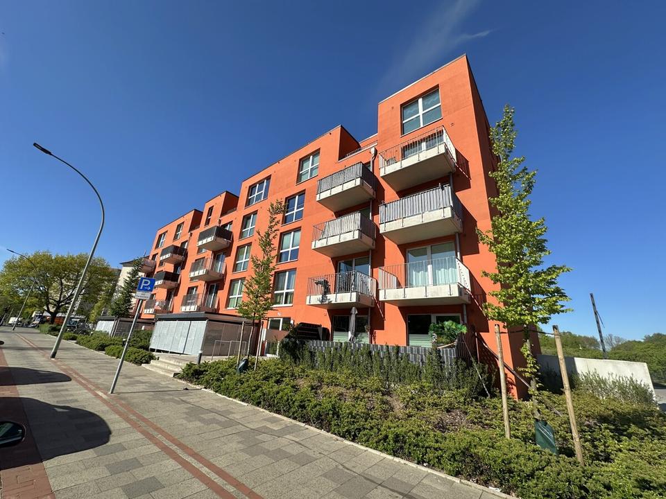 Thumbnail-Bremerhaven-Mitte 2-Zimmer-Mietwohnung an der Geeste mit Terrasse
