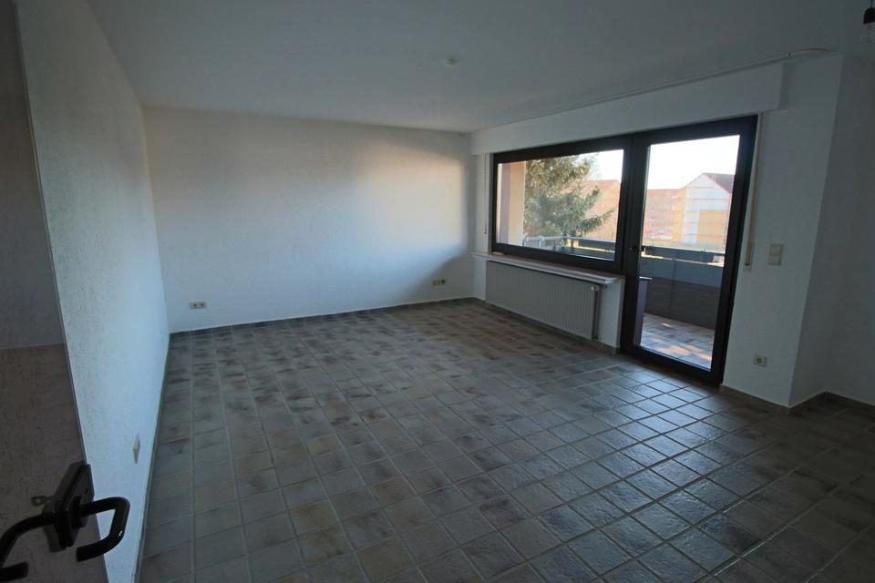 Thumbnail-Helle 62 m² Wohnung mit Süd-Westbalkon, Garage und Küche