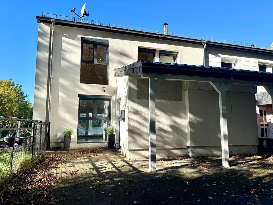 Thumbnail-PRIVAT- Modernisiertes Reihenendhaus ruhig gelegen.