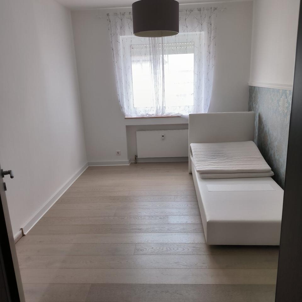 Thumbnail-3 Zimmerwohnung mit Balkon in ObertshausenHausen