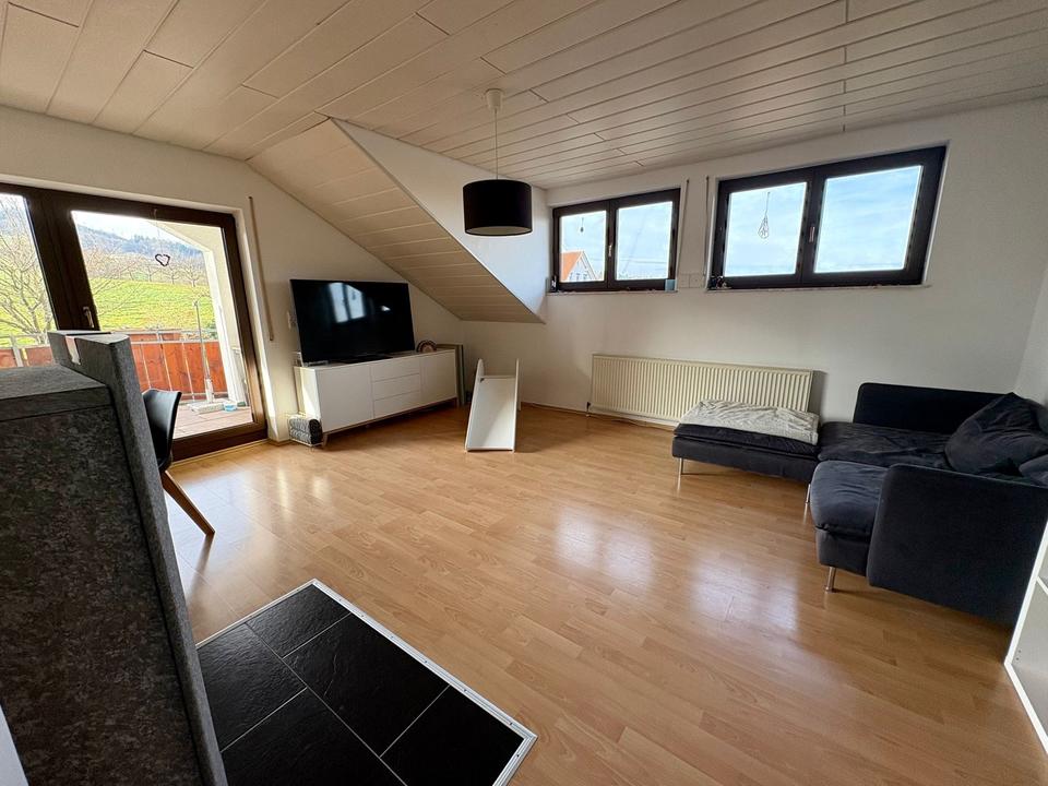 Thumbnail-Helle 3,5 Zimmer Wohnung