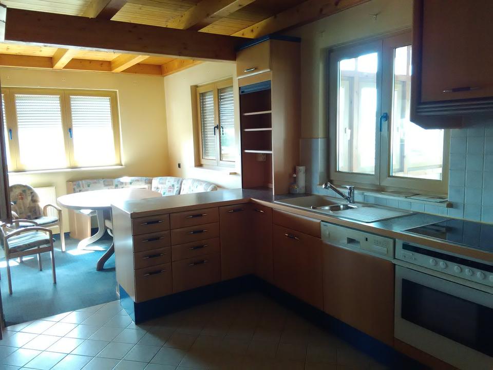 Thumbnail-5 Zimmer Wohnung mit EBK und Wintergarten in Kelheim zu vermieten