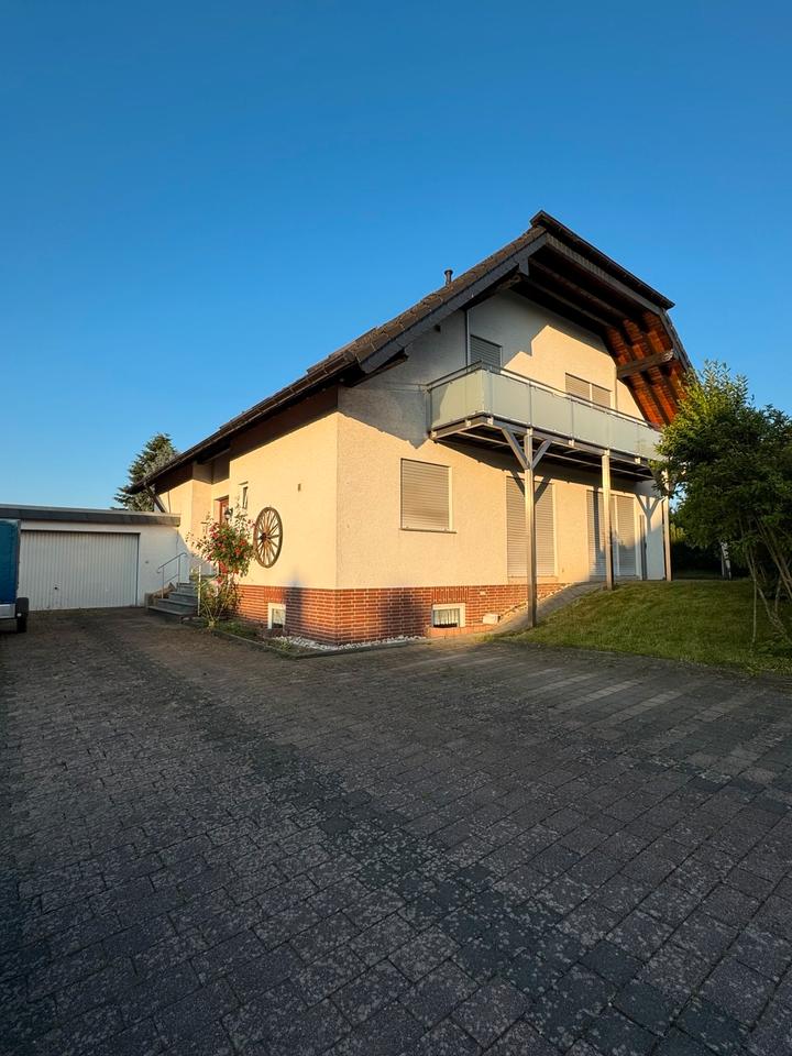 Thumbnail-Zweifamilienhaus mit Doppelgarage