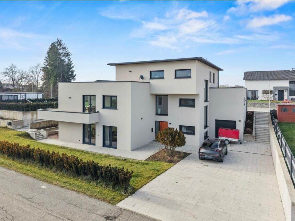 Thumbnail-Neubau 2,5-Zi Wohnung mit Terrasse & Garten | All-Inclusive