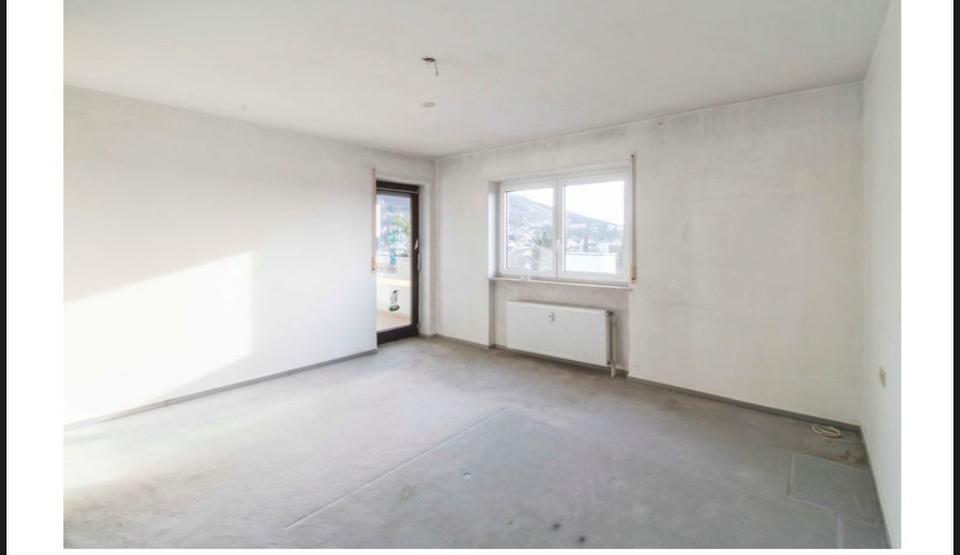 Thumbnail-Moderne 3-Zimmer-Wohnung mit Balkon in Zwingenberg-Neu Renoviert