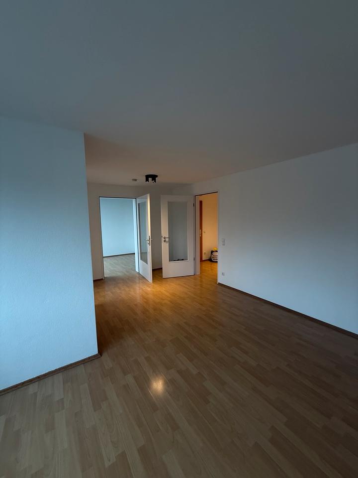 Thumbnail-Charmante 4 - Zimmer Wohnung in München-Unterhaching