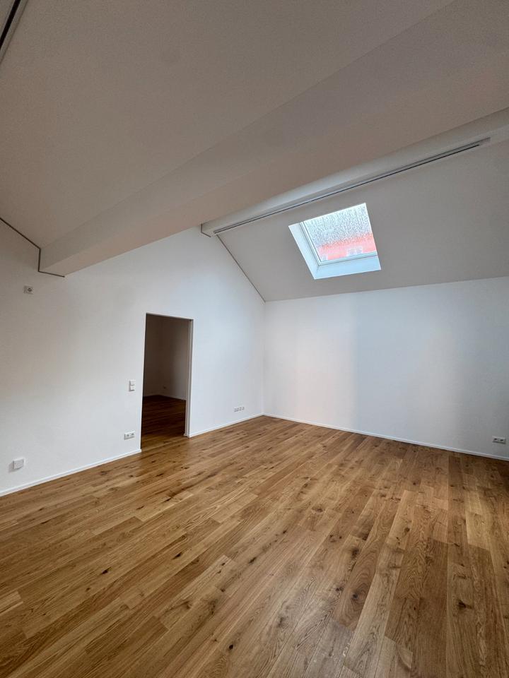 Thumbnail-Hochwertig sanierte 2-Zimmer-Wohnung im Zentrum Zülpichs
