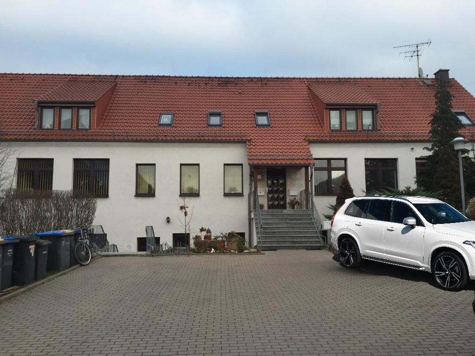 Thumbnail-Schöne, große 4-Raum Wohnung in Bottendorf zu vermieten!