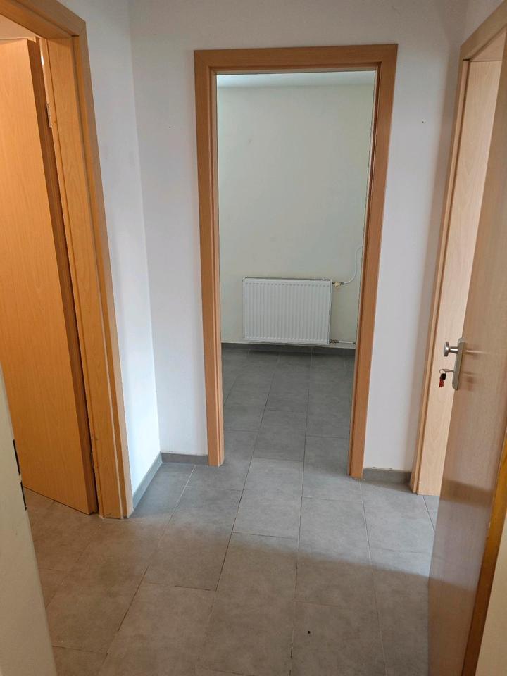 Thumbnail-1 Zimmer Souterrain Wohnung mit Küche und Bad