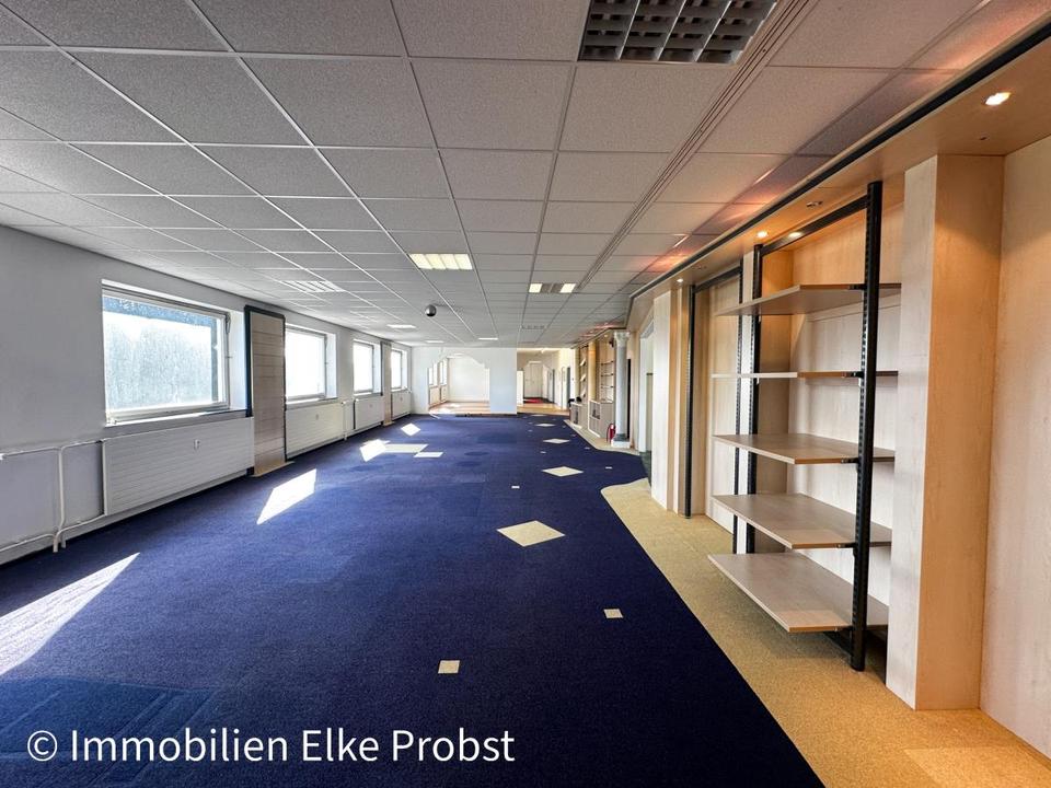 Thumbnail-Gewerbefläche mit Potenzial – 395 m² in Schwarzhofen zu vermieten!