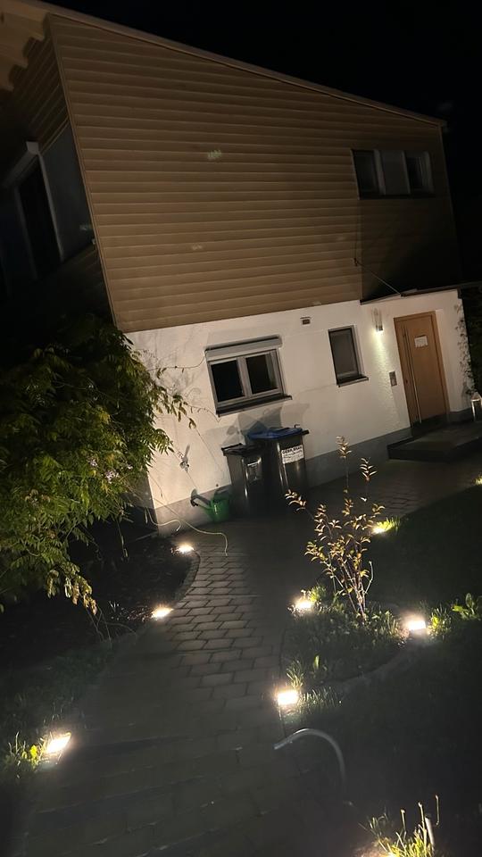 Thumbnail-Freistehendes Einfamilien Haus zu vermieten