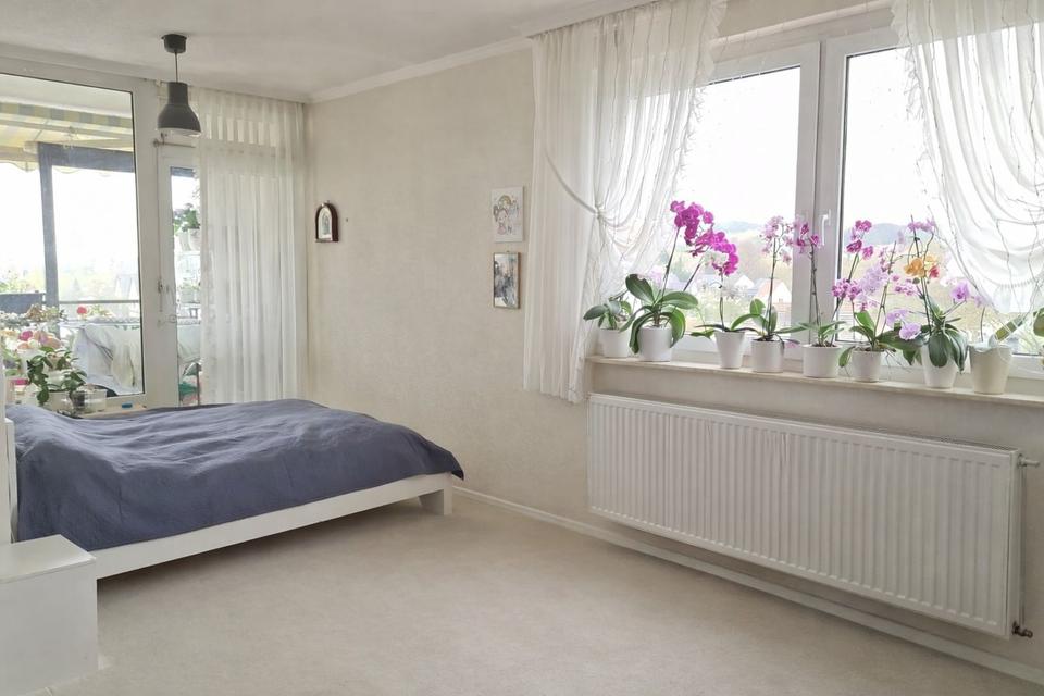 Thumbnail-Schöne helle Wohnung mit Fahrstuhl, Loggia und Weitblick in Bad Salzuflen, Zentrum