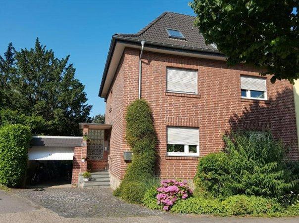 Thumbnail-Zweifamilienhaus Aachen Brand mit Garten, Garage und Stellplatz
