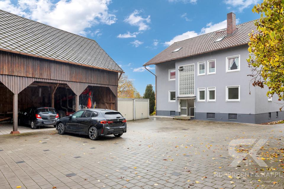 Thumbnail-Renovierte große 4-Zimmer Erdgeschosswohnung mit Balkon, Garage und Garten in Neunkirchen