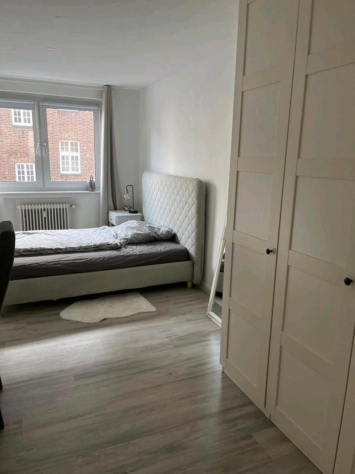 Thumbnail-Helles Zimmer in WG Altstadt-Osnabrück