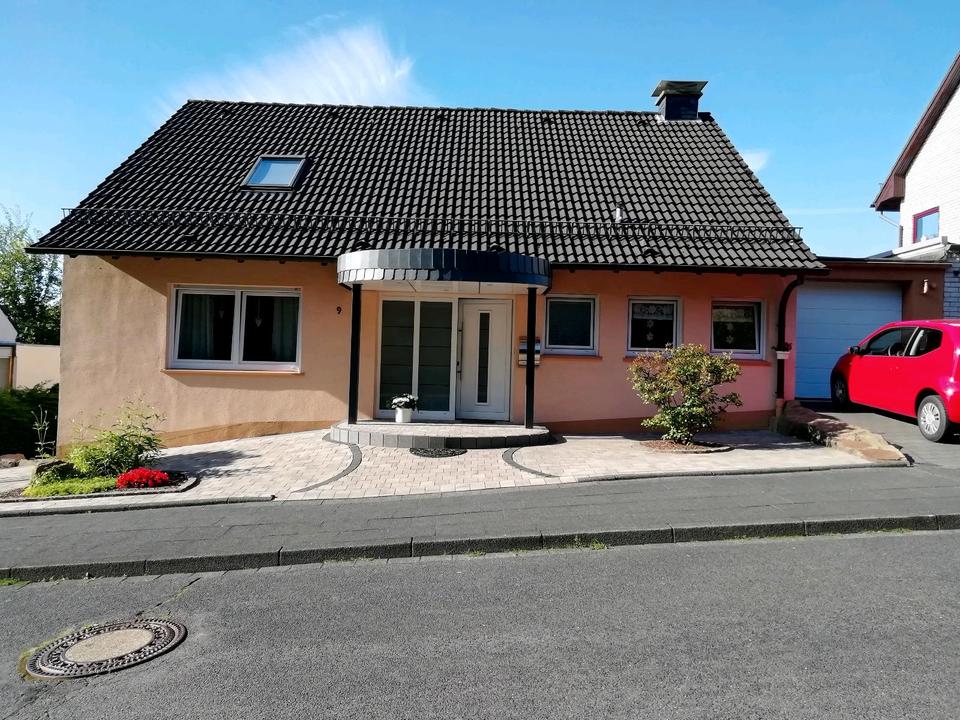 Thumbnail-Einfamilienhaus mit Einliegerwohnung