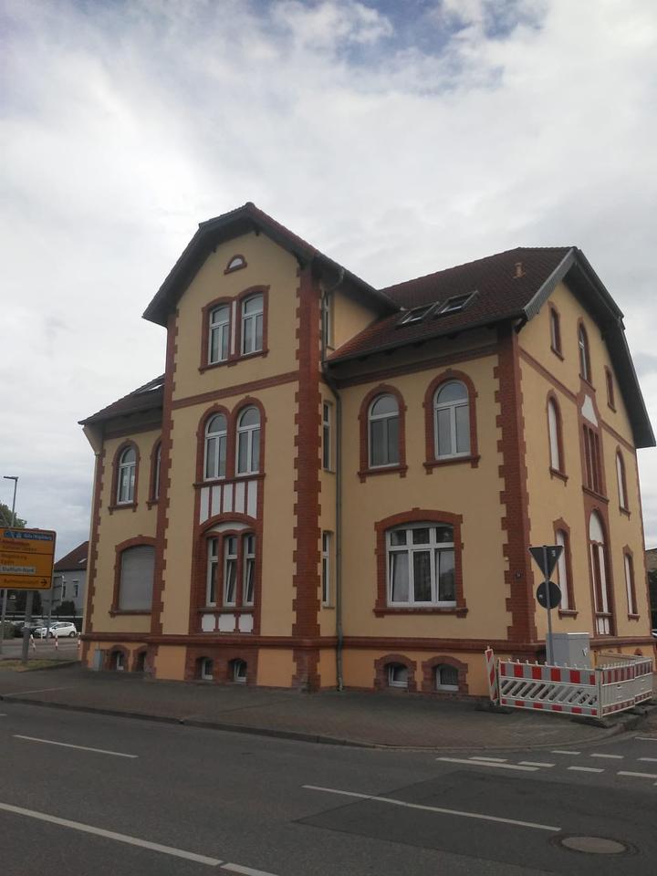 Thumbnail-Schöne 3-Zimmer-Dachgeschosswohnung mit Balkon