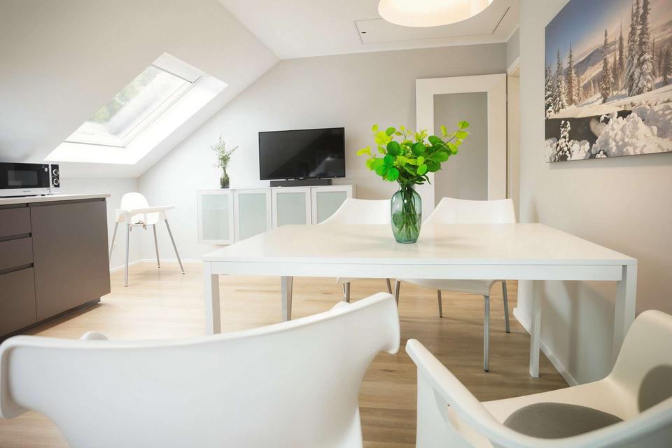 Thumbnail-Wo Alltag zur Auszeit wird – löffelfertige Dachgeschosswohnung in Niedersfeld