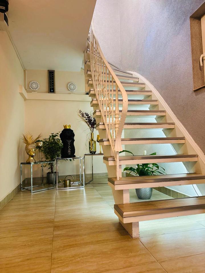 Thumbnail-Exklusive Villa Pension mit Terrasse