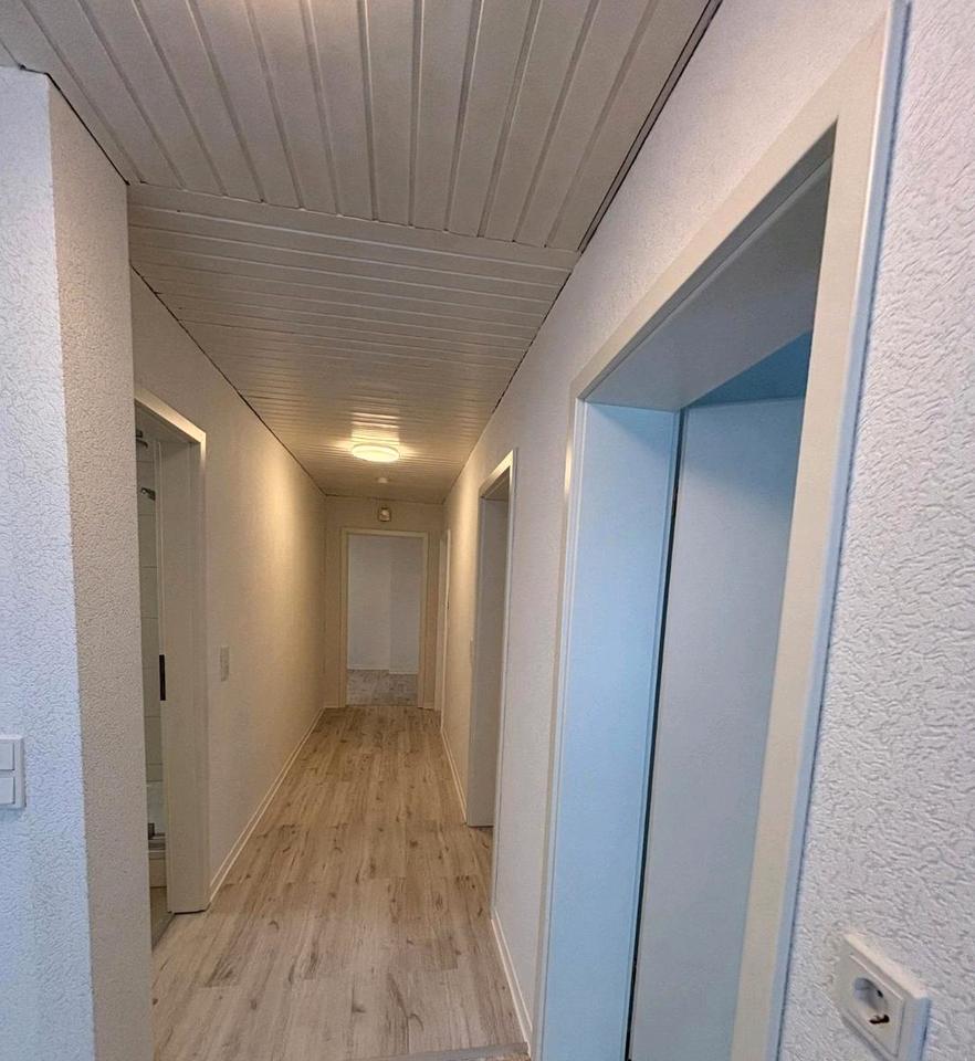 Thumbnail-Wohnung zu vermieten 4 Zimmer Küche Bad Balkon Keller