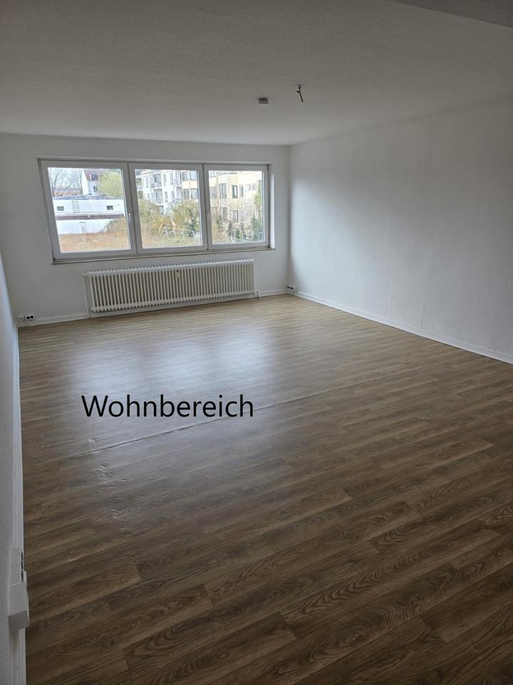 Thumbnail-Große 3 Zimmer Wohnung in Woltmershausen, 1. Stock, ca. 115 m²