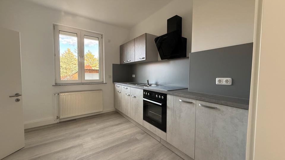 Thumbnail-Moderne lichtdurchflutet 2 Zimmerwohnung mit Küche & Garten