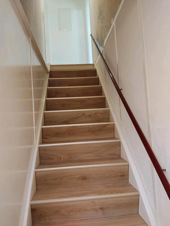 Thumbnail-Zu vermieten: neu renovierte kleine DG-Wohnung in Mundelsheim