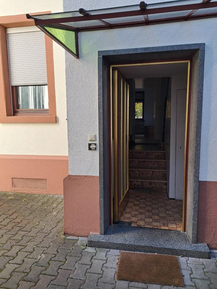 Thumbnail-Wohnung 3 Zimmer (klein und schräg)