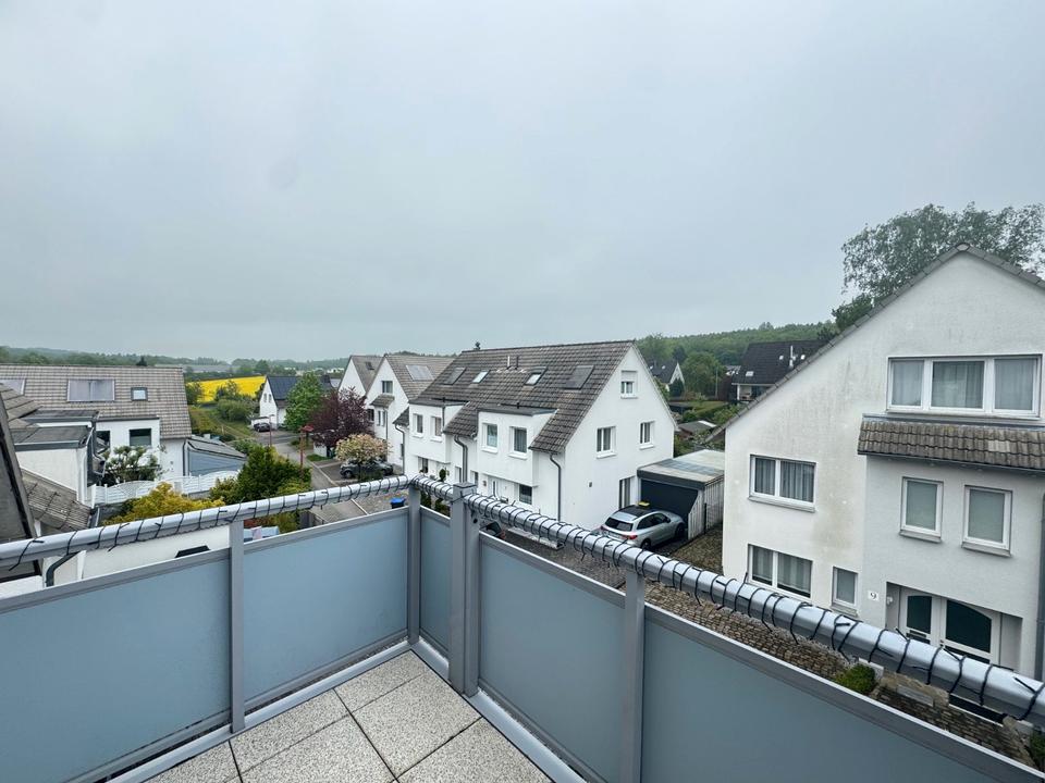 Thumbnail-tolle Single Wohnung in Villigst DG mit Balkon 3 Familien Haus
