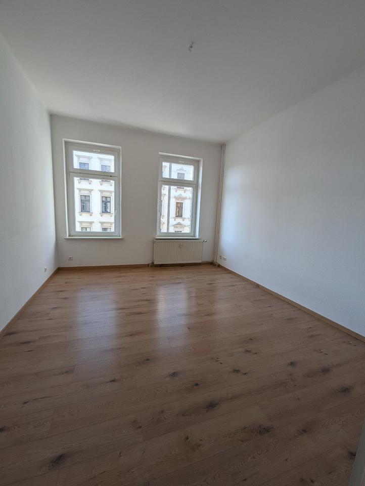 Thumbnail-+++GROßE 3-R. WHG. +TAGESLICHTBAD m. WANNE+++GROßZÜGIGE RÄUME + BALKON+++