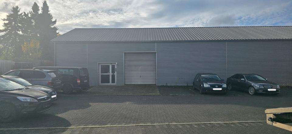 Thumbnail-Geräumige Gewerbe-Lagerhalle in Frankenberg verfügbar