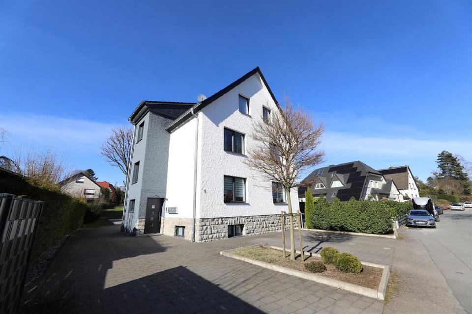Thumbnail-== Moderne 2-Zimmerwohnung zentral in Hiddesen ==