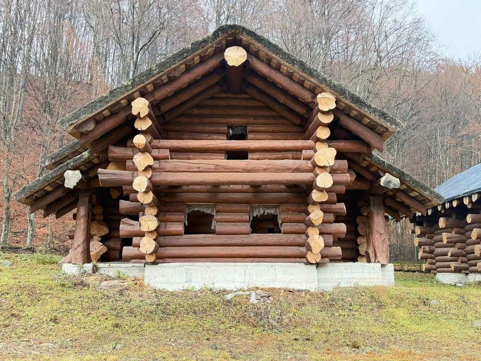 Thumbnail-MUSTERHAUS - Naturstammhaus Blockhaus – ca. 163 m² – massiver R