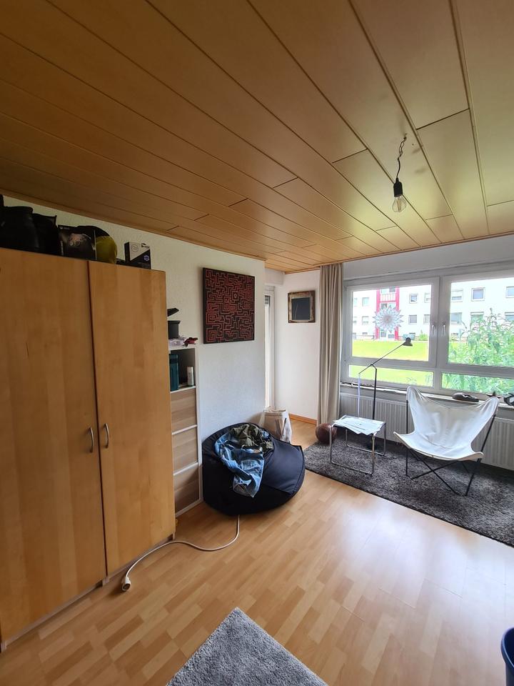 Thumbnail-Uninahes WG-Zimmer