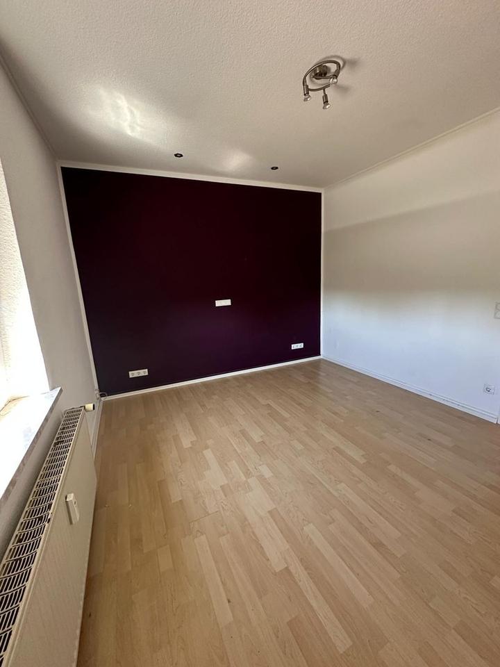 Thumbnail-** 2-Zimmer-Wohnung im Altbau **