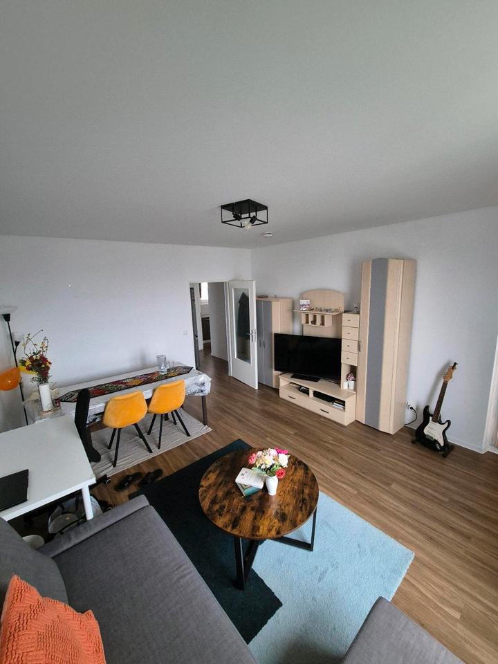 Thumbnail-Möblierte 2-Zimmer-Wohnung mit toller Aussicht in Schwanheim