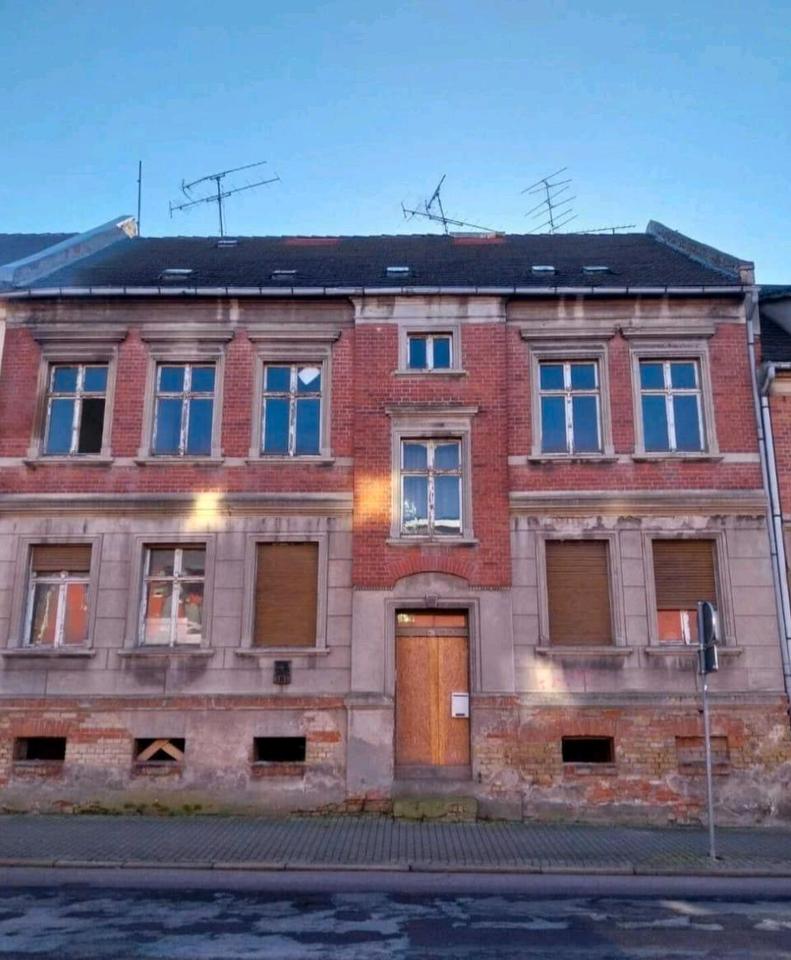 Thumbnail-Mehrfamilienhaus mit großem Potenzial in Burg (bei Magdeburg )