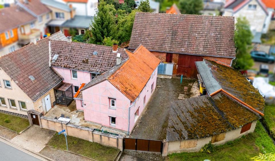Thumbnail-Einfamilienhaus mit Nebengelass und einliegerwohnung